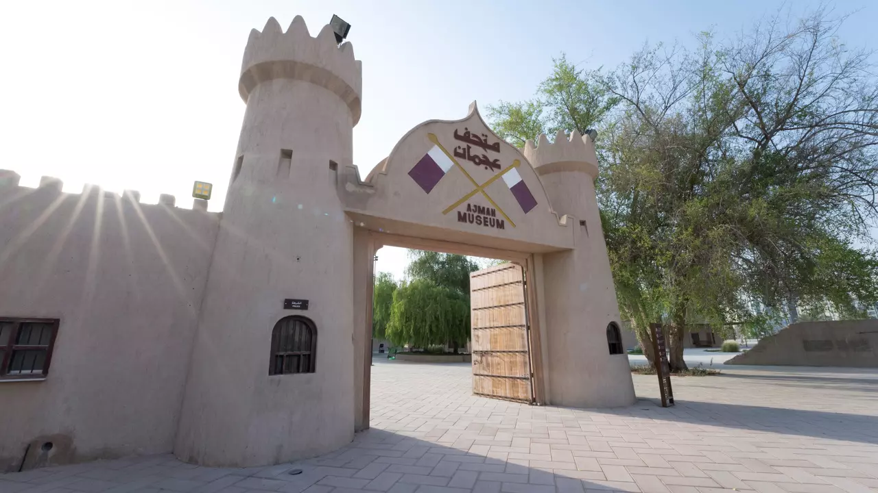 5 Emirates + Indian Ocean Tour - Image 5