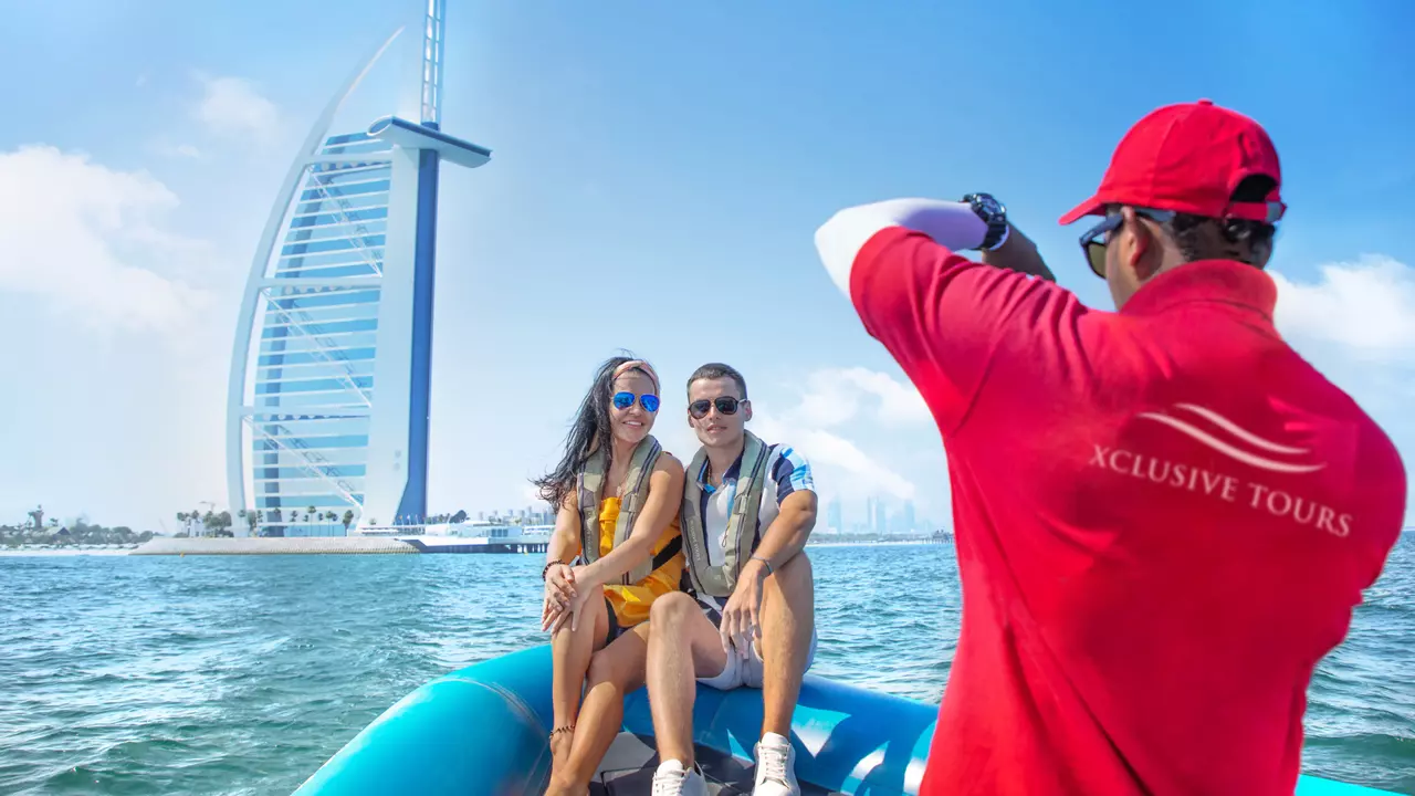 Speed Boat Tour Dubai - Image 8