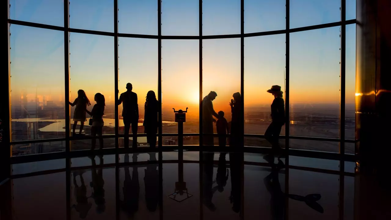 Burj Khalifa - At The Top - Image 7