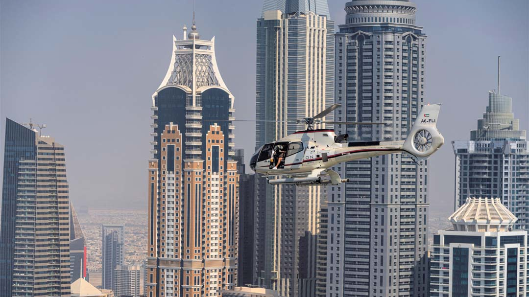 Helicopter flight from the Palm Island, Dubai - Image 3