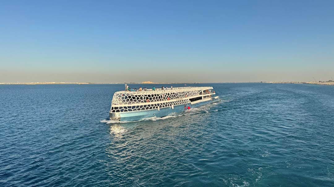 Lotus Royale Dinner Cruise - Image 5