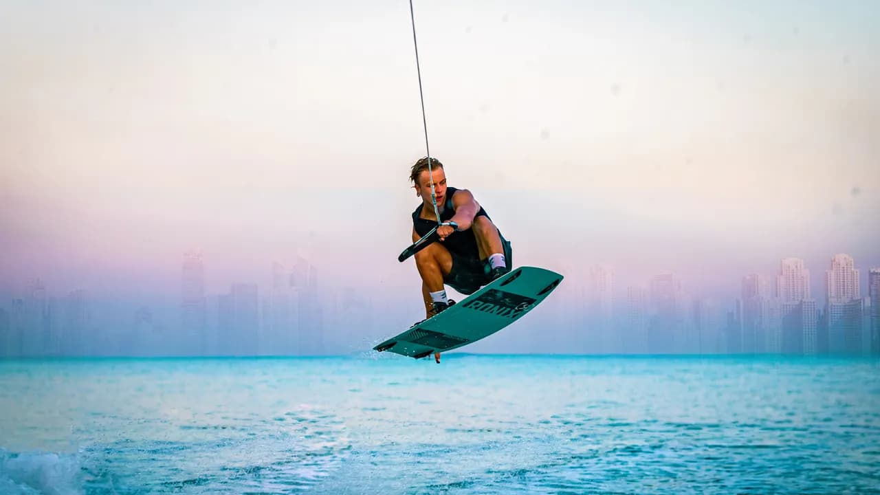 Wakeboarding from Dubai Marina - Photo 5
