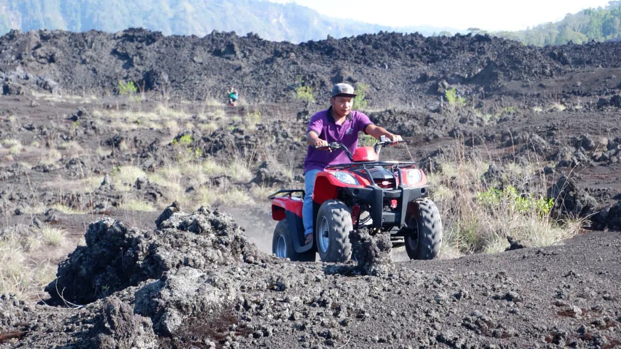 Mount Batur Quad Bike Tour and Hot Spring Visit - Photo 12