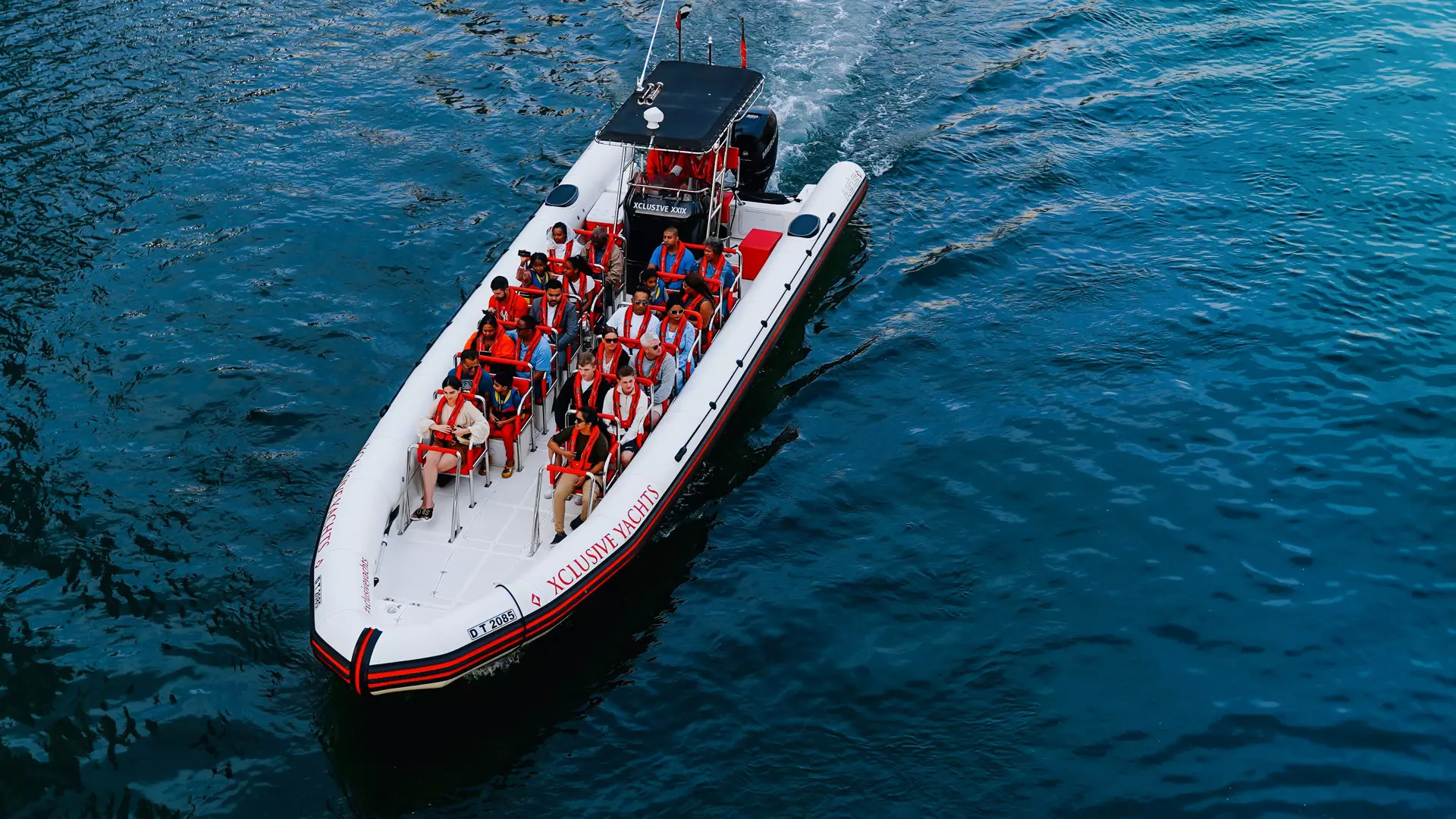 Speed Boat Tour Dubai - Photo 28